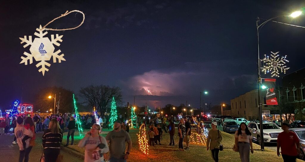 We went to the Art Walk this evening and all we brought home were pictures and a Legends decoration for the tree.  It was 74°F, but the rain missed us, going east of town.